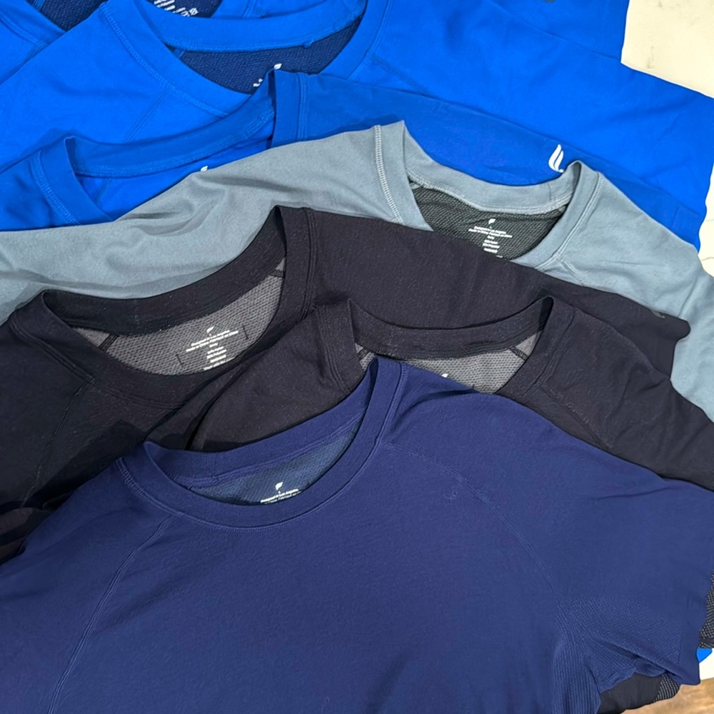 Fabletics Workout Bundle - image 1